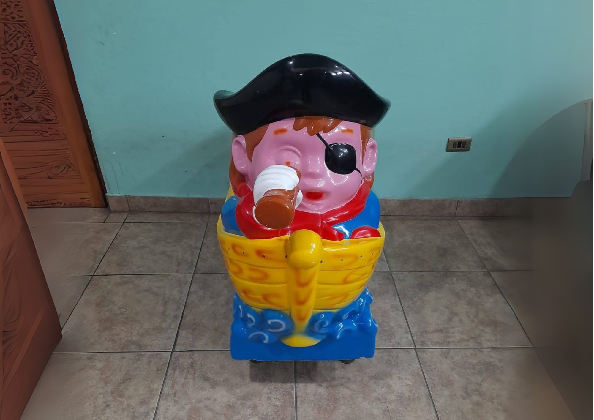 Kiddie Pirata - Vista frontal